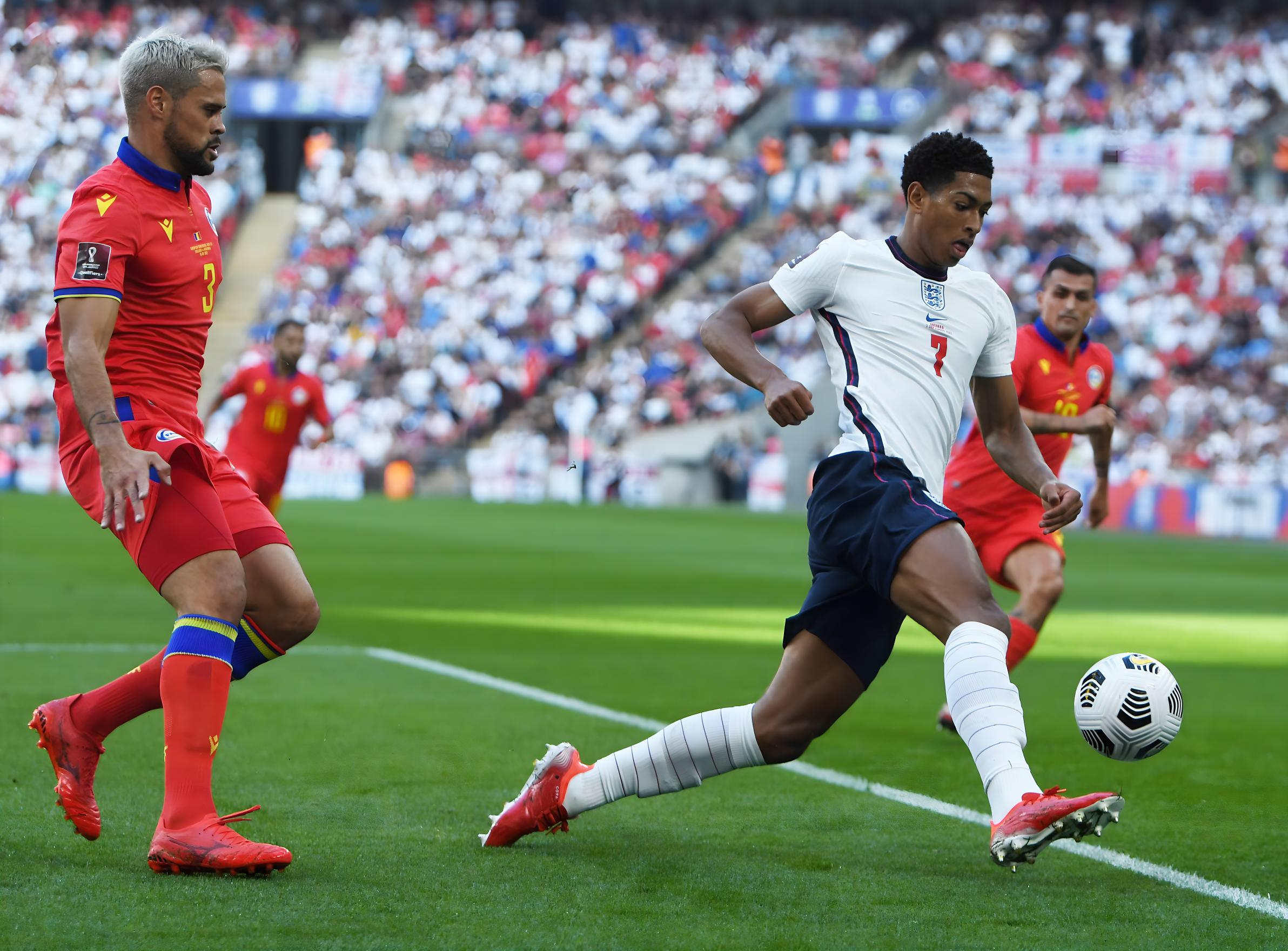 完成反超 完成反超